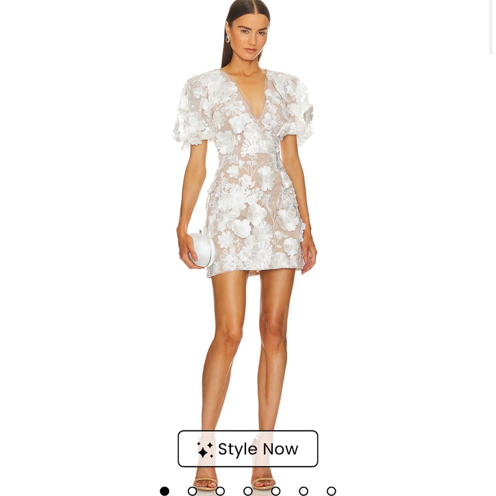 Elliatt Zayla Mini Dress in Ivory & Nude M